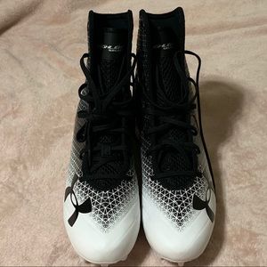 Size 12 brand new football cleats